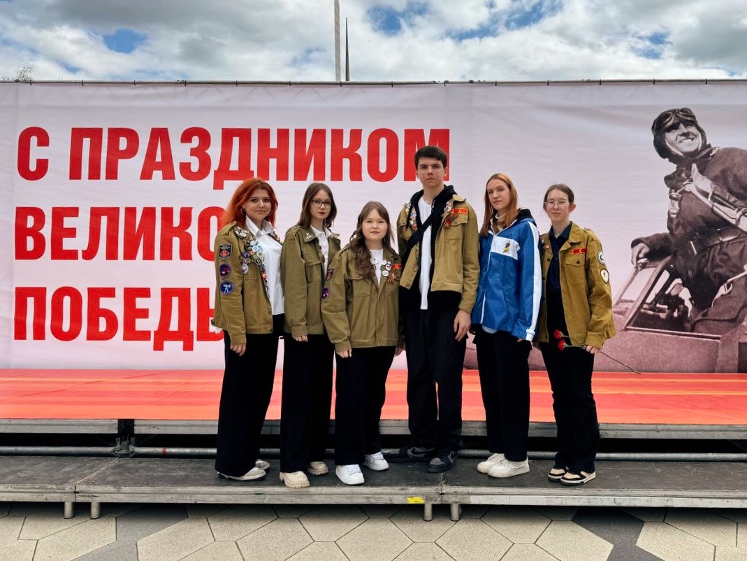 В Подмосковье приняли закон о поддержке деятельности студенческих отрядов