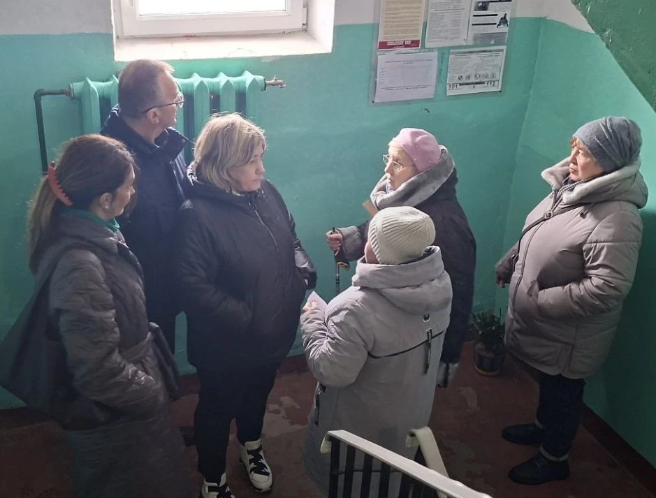 Срочная выездная администрация &mdash; формат, позволяющий оперативно реагировать на запросы жителей непосредственно на месте