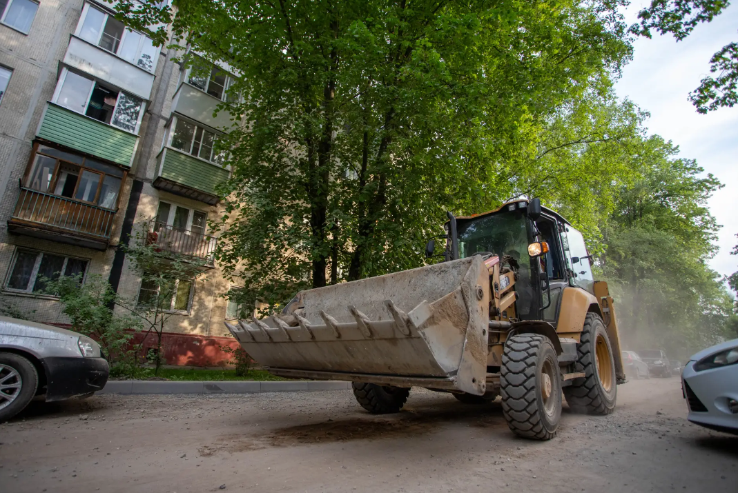 В рамках срочной выездной администрации заместитель главы городского округа Фрязино Ирина Копыльченко провела встречу с жителями домов №6 и №4к1 по проспекту Мира