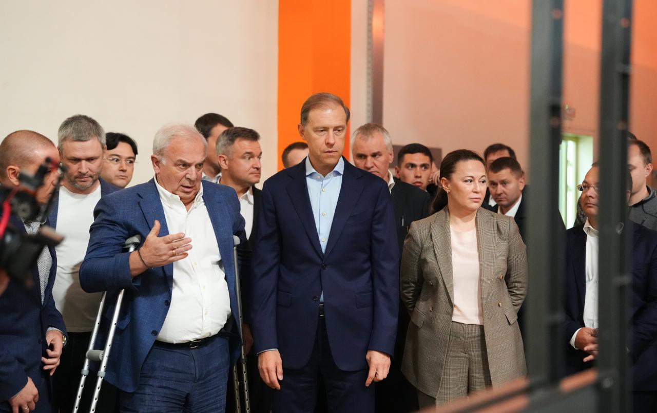 Вместе с первым вице-премьером Денисом Мантуровым посетили высокотехнологичные производственные площадки в нашем наукограде Фрязино