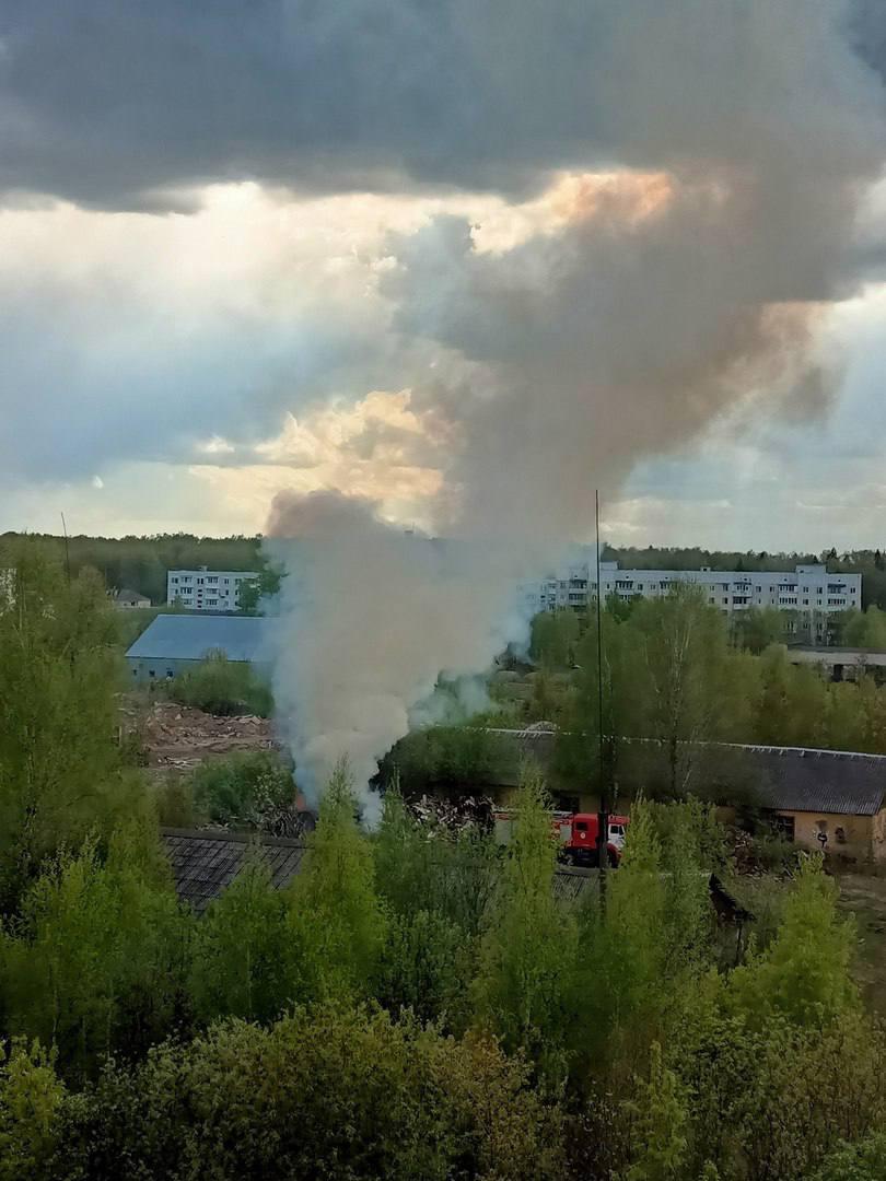 Администрация Фрязино взяла на контроль обращение жителей о несанкционированных поджогах мусора