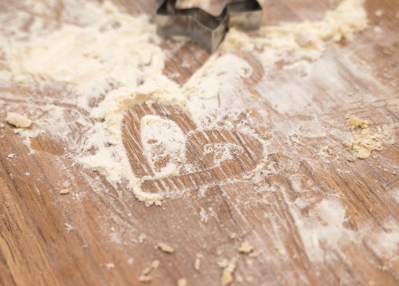 &laquo;Вкус заботы&raquo;: фрязинцы испекли порядка 400 пирожков для участников СВО