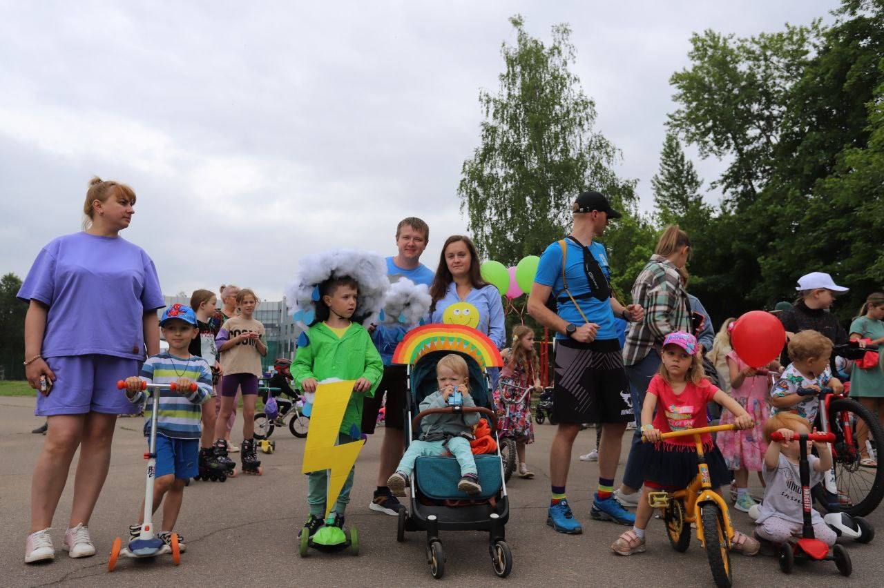 Одной из ключевых тем, регулярно поднимаемых на &laquo;прямой линии&raquo; с Президентом России Владимиром Путиным, является поддержка семей, особенно многодетных