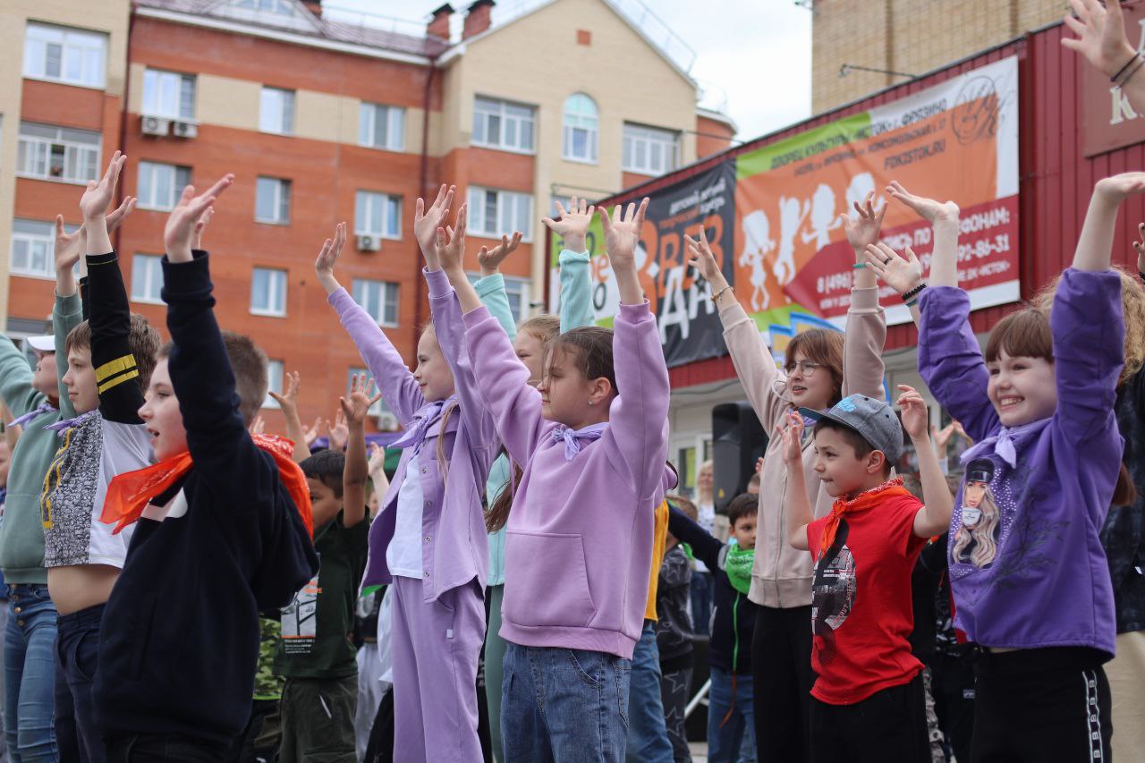 Во время &laquo;Прямой линии&raquo; с Президентом России Владимиром Путиным неизменно звучат вопросы о поддержке семей и детства