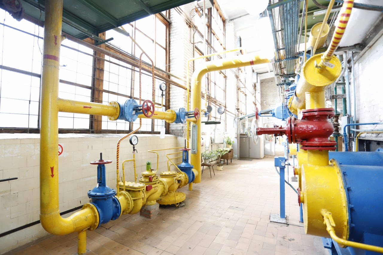 В ходе &laquo;прямой линии&raquo; Президент России Владимир Путин подчеркнул важность системного развития коммунальной инфраструктуры как основы качества жизни граждан