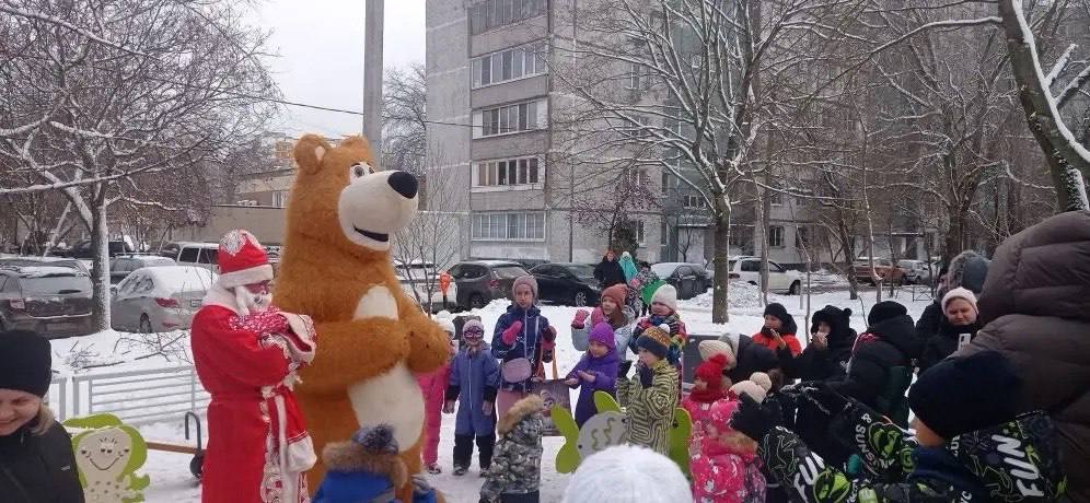 Во дворах Фрязино поселилась новогодняя сказка!