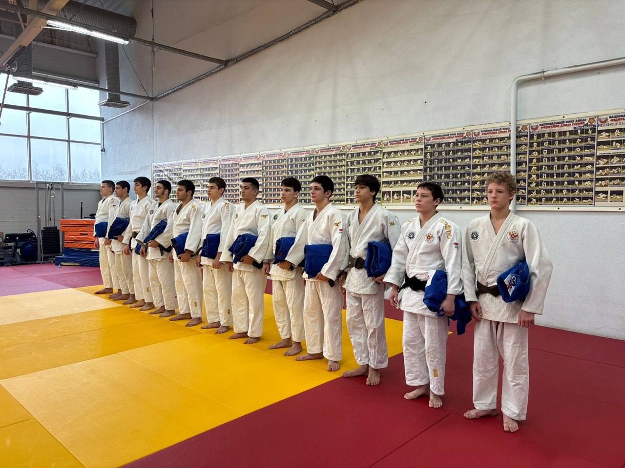 Приобретение детской спортивной формы для команд дзюдо и футбола  муниципального бюджетного учреждения дополнительного образования &laquo;Спортивная школа &laquo;Олимп&raquo; городского округа Фрязино Московской области