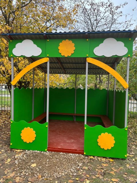 Приобретение уличных веранд и гимнастических скамеек для МБОО СОШ №1 имени Героя Советского Союза И.И. Иванова г.о. Фрязино МО