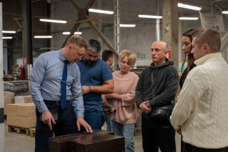 Представители Ассоциации ветеранов СВО в рамках программы Промышленный туризм посетили производство мебельной фабрики &laquo;Мастер&raquo; во Фрязино