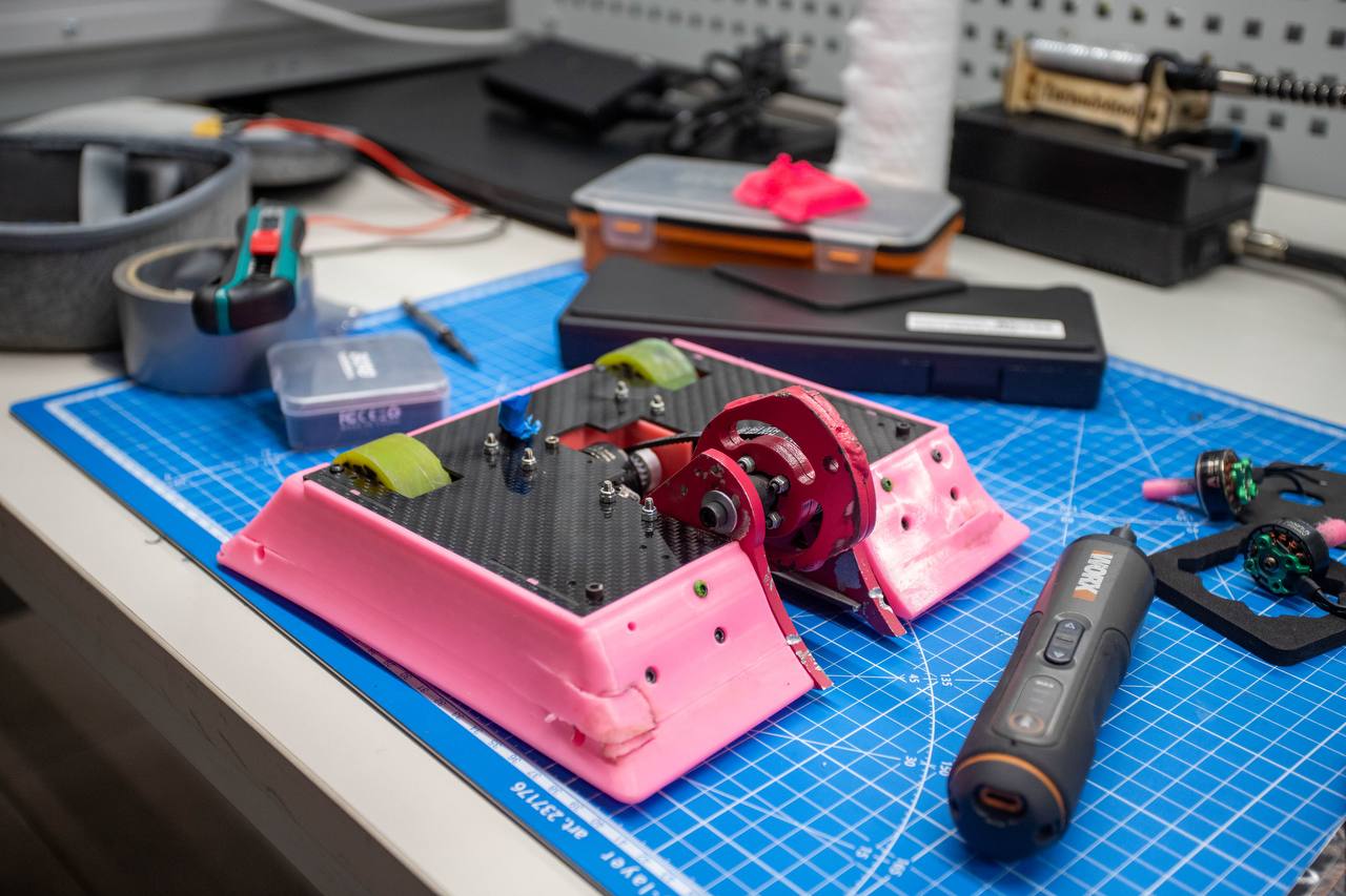 Дорогие друзья! Уважаемые студенты и преподаватели!