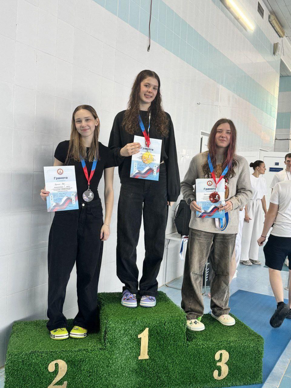 В спортивной школе «Олимп» городского округа Фрязино состоялись спортивные соревнования по плаванию «Турнир 4 стиля» в рамках тематического этапа «День брассиста»