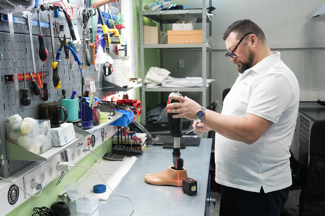 Губернатор Московской области Андрей Воробьев приехал во Фрязино &mdash; в центр протезирования и реабилитации &laquo;Исток-Орто&raquo;