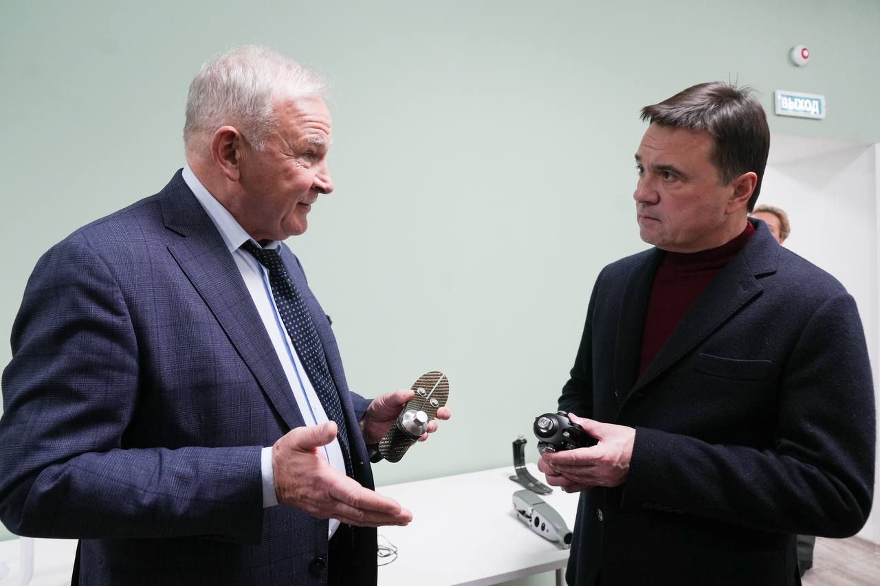 Губернатор Московской области Андрей Воробьев приехал во Фрязино &mdash; в центр протезирования и реабилитации &laquo;Исток-Орто&raquo;