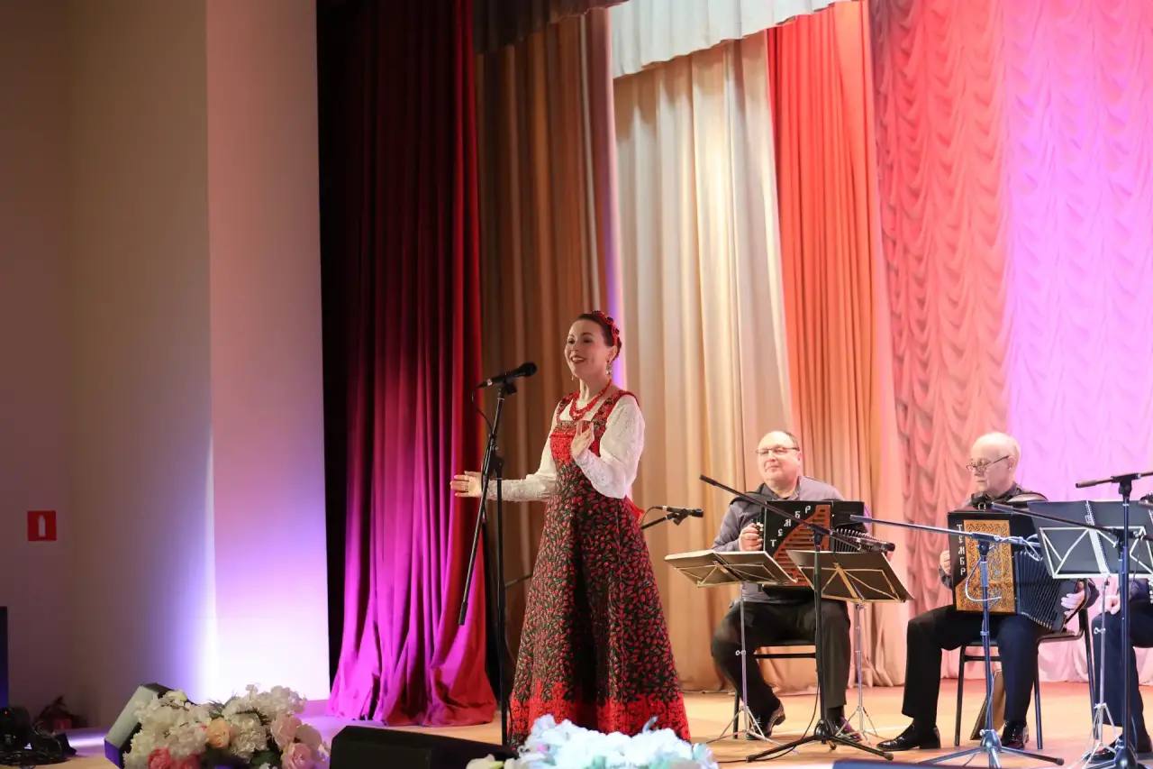 В преддверии Дня защитника Отечества мы собрались в Детской школе искусств им. М.И. Дунаевского, чтобы чествовать наших героев