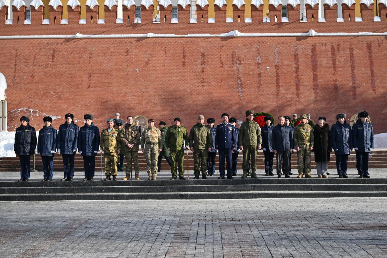 В День защитника Отечества кадеты из Фрязино приняли участие в памятных мероприятиях у стен Кремля