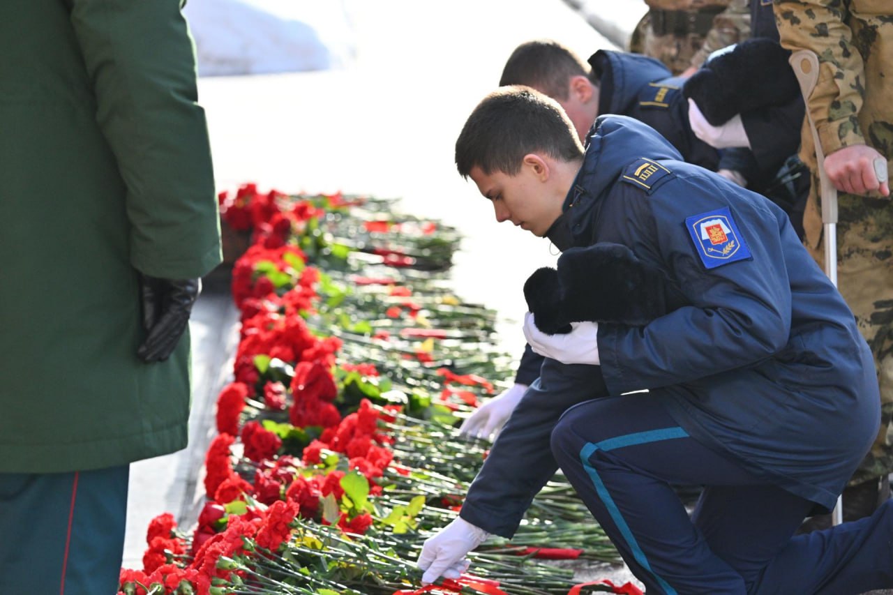 В День защитника Отечества кадеты из Фрязино приняли участие в памятных мероприятиях у стен Кремля