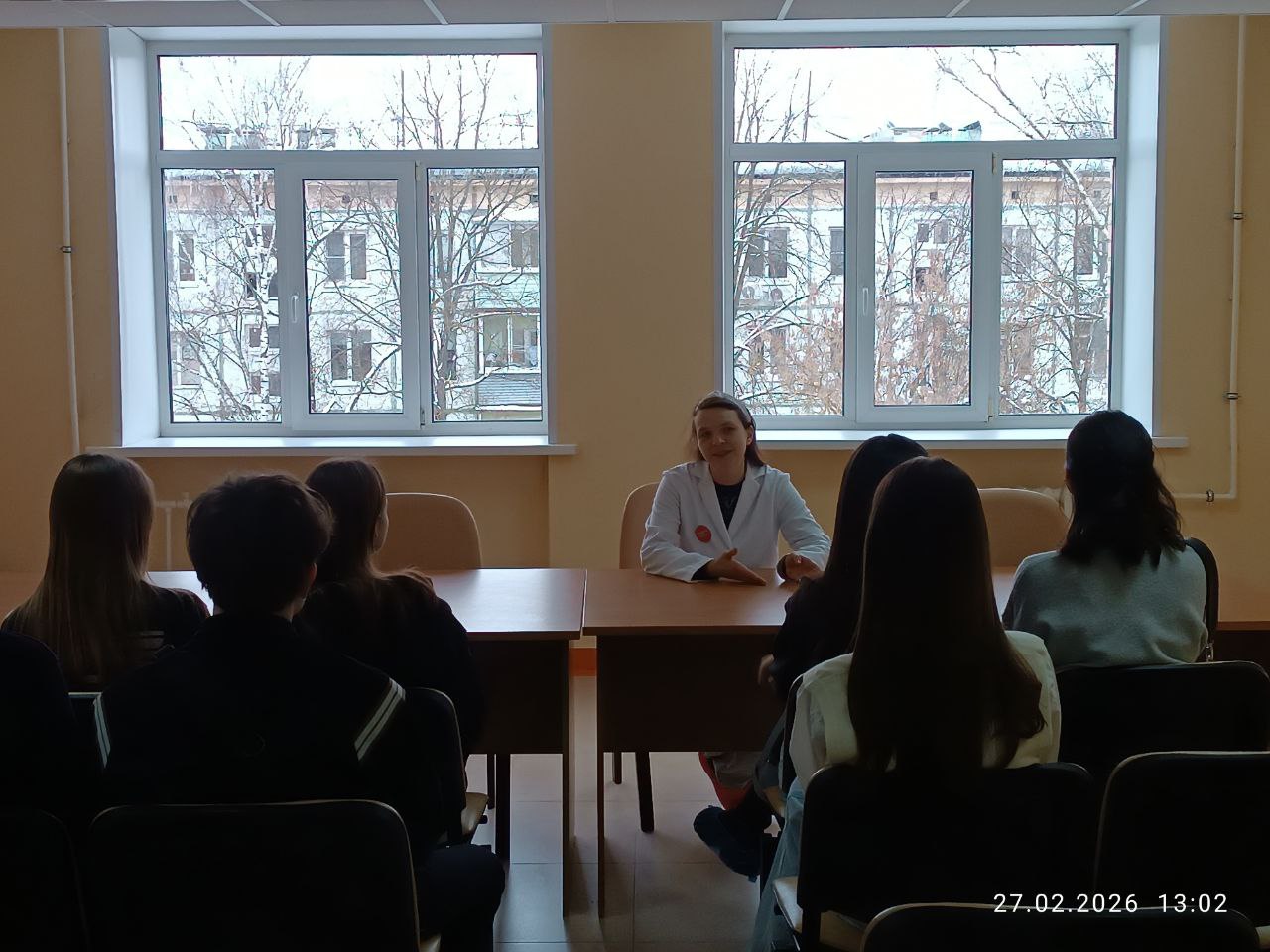 ПЕРВОКУРСНИКИ ЩЁЛКОВСКОГО КОЛЛЕДЖА УЗНАЛИ О СПЕЦИФИКЕ РАБОТЫ ДНЕВНОГО СТАЦИОНАРА