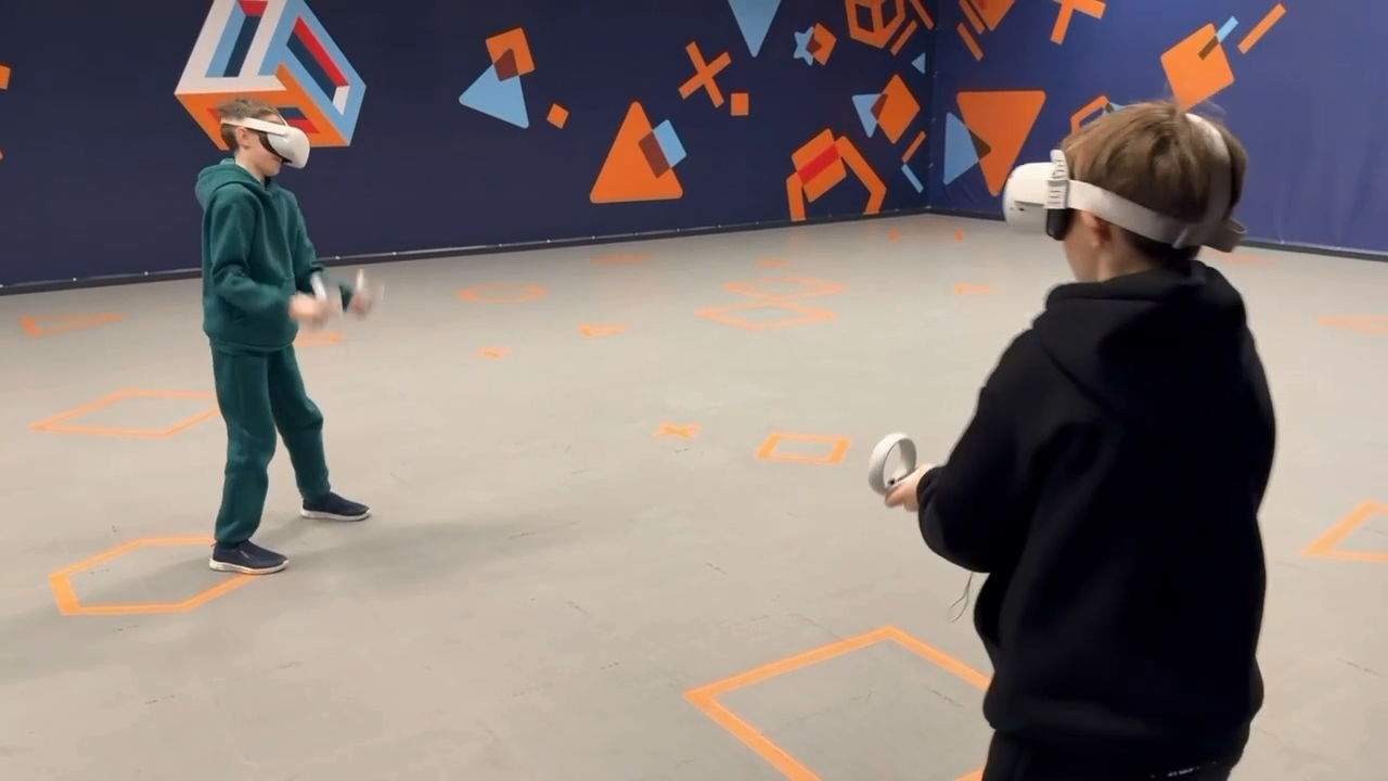 В рамках благотворительной акции «Ёлка Желаний» глава городского округа Щёлково Андрей Булгаков помог исполнить новогоднюю мечту юных жителей Фрязино