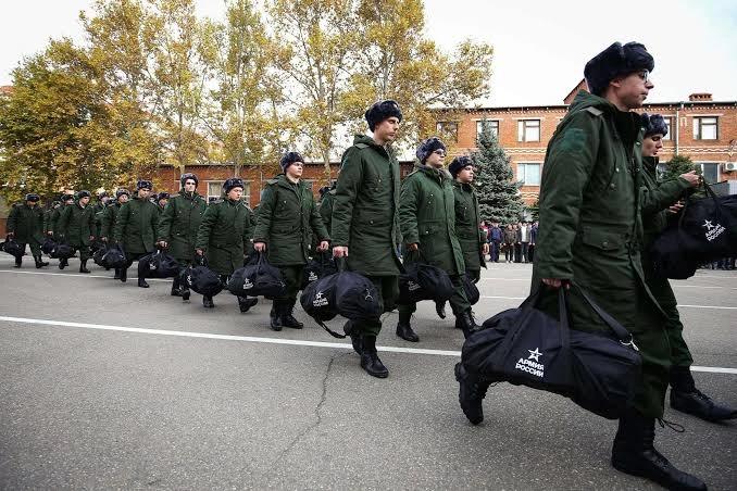 Осенний призыв на военную службу продолжается