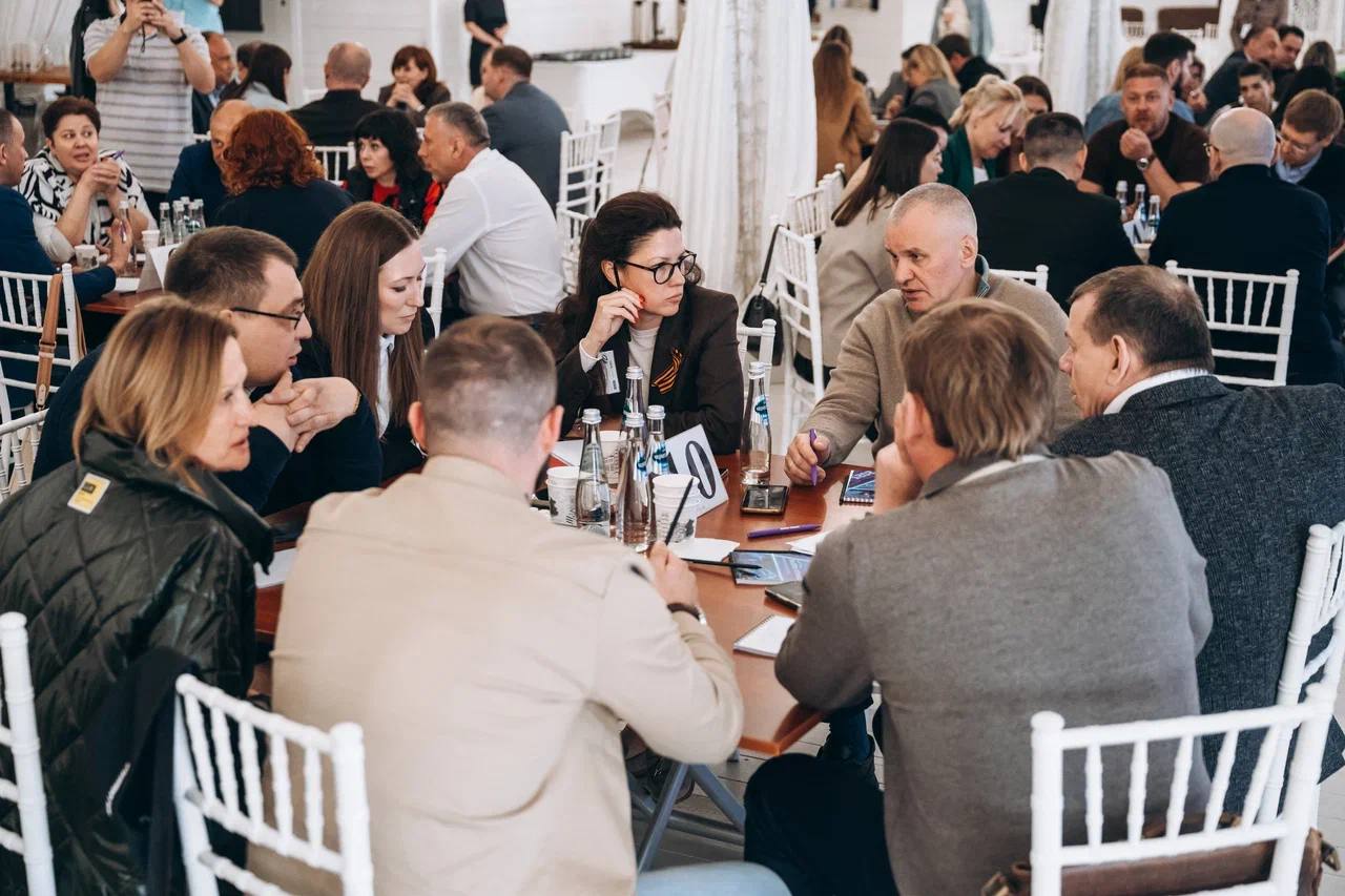 Большой командой из трёх округов - Щёлково, Фрязино, Лосино-Петровский - завершили предыдущую неделю стратегической сессией