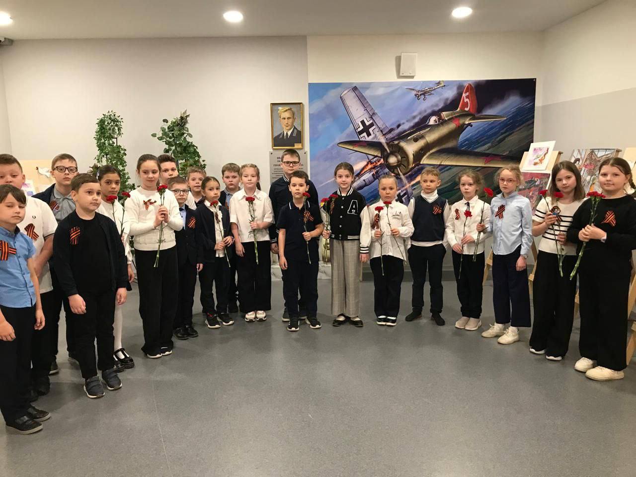 День Победы &ndash; это не просто праздник, это день скорби и памяти о тех, кто отдал свою жизнь за свободу и мирное небо над головой