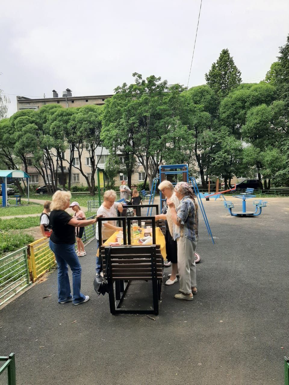 Ура! Во Фрязино отметили Международный день соседей! 