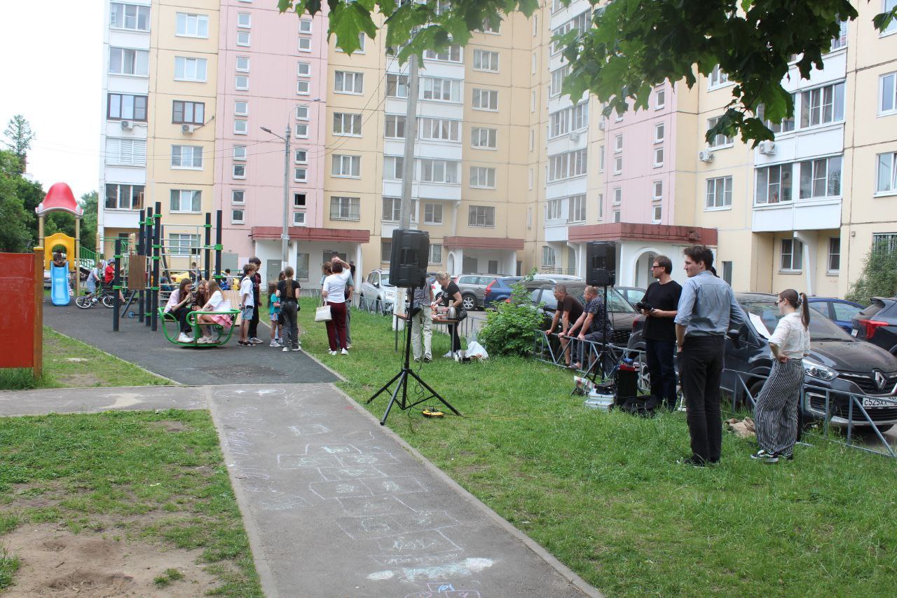 Ура! Во Фрязино отметили Международный день соседей! 