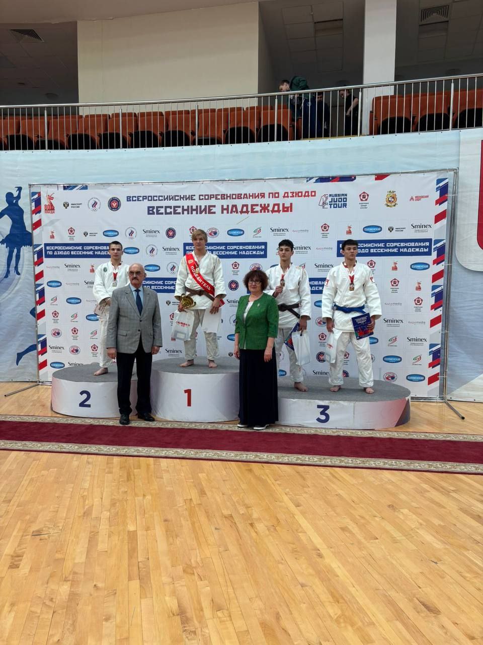 С 23 по 25 мая в Московском Центре спорта и образования &laquo;Самбо-70&raquo; прошли Всероссийские соревнования среди юношей и девушек до 18 лет &laquo;Весенние надежды&raquo;