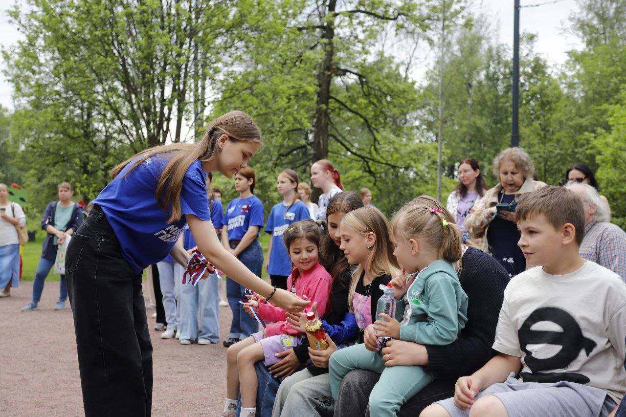 День России отметили во Фрязинском лесопарке!