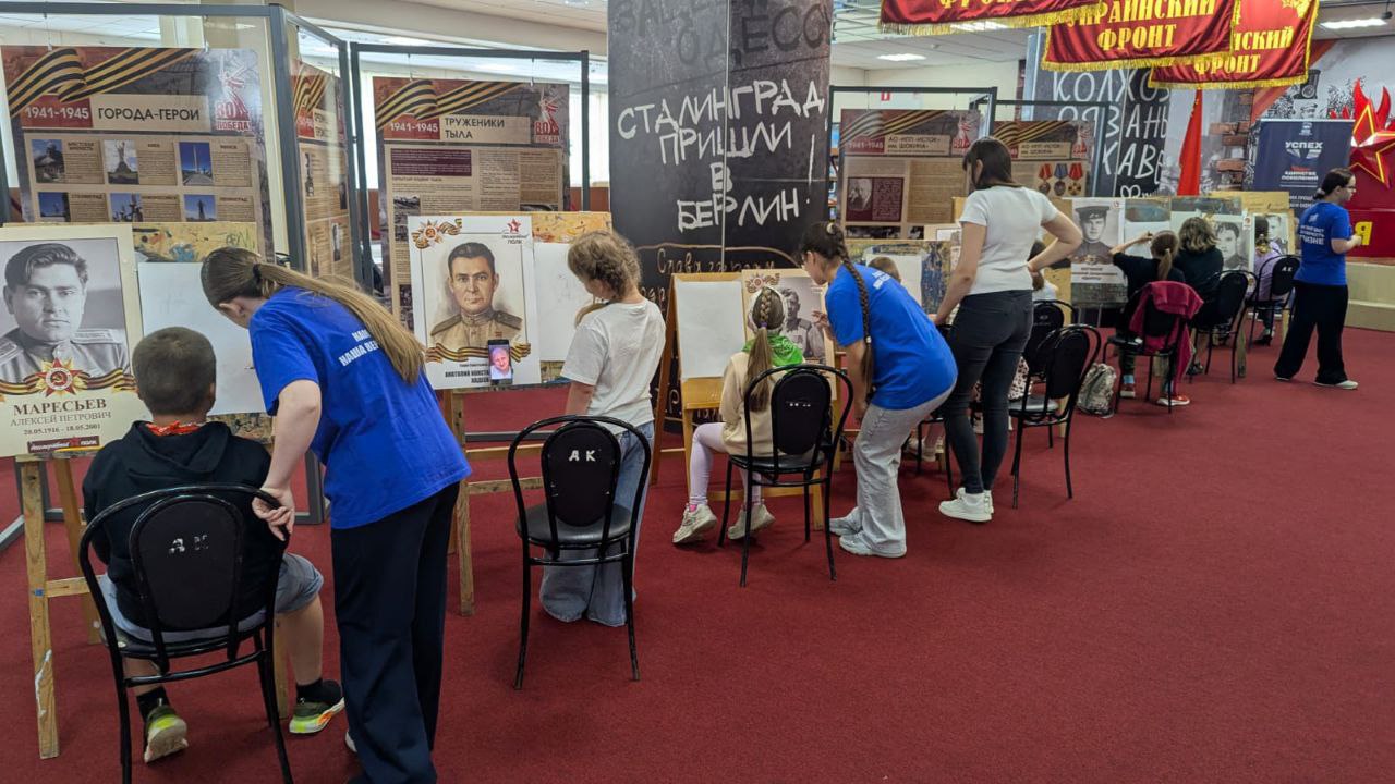 В ДК &laquo;Исток&raquo; прошёл детский художественный фестиваль &laquo;Мой папа &ndash; Герой!&raquo;, объединивший историческую память, поддержку участников специальной военной операции и творчество юных талантов