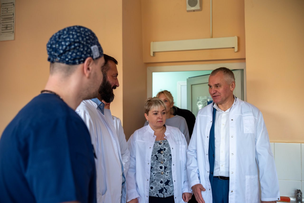 Глава городского округа Фрязино Дмитрий Воробьев вместе с председателем городского Совета депутатов, членом фракции &laquo;Единая Россия&raquo; Полиной Коноваловой посетили новый хирургический корпус ОП имени М.В. Гольца ГБУЗ МО &laquo;Щёлковская больница&raquo;