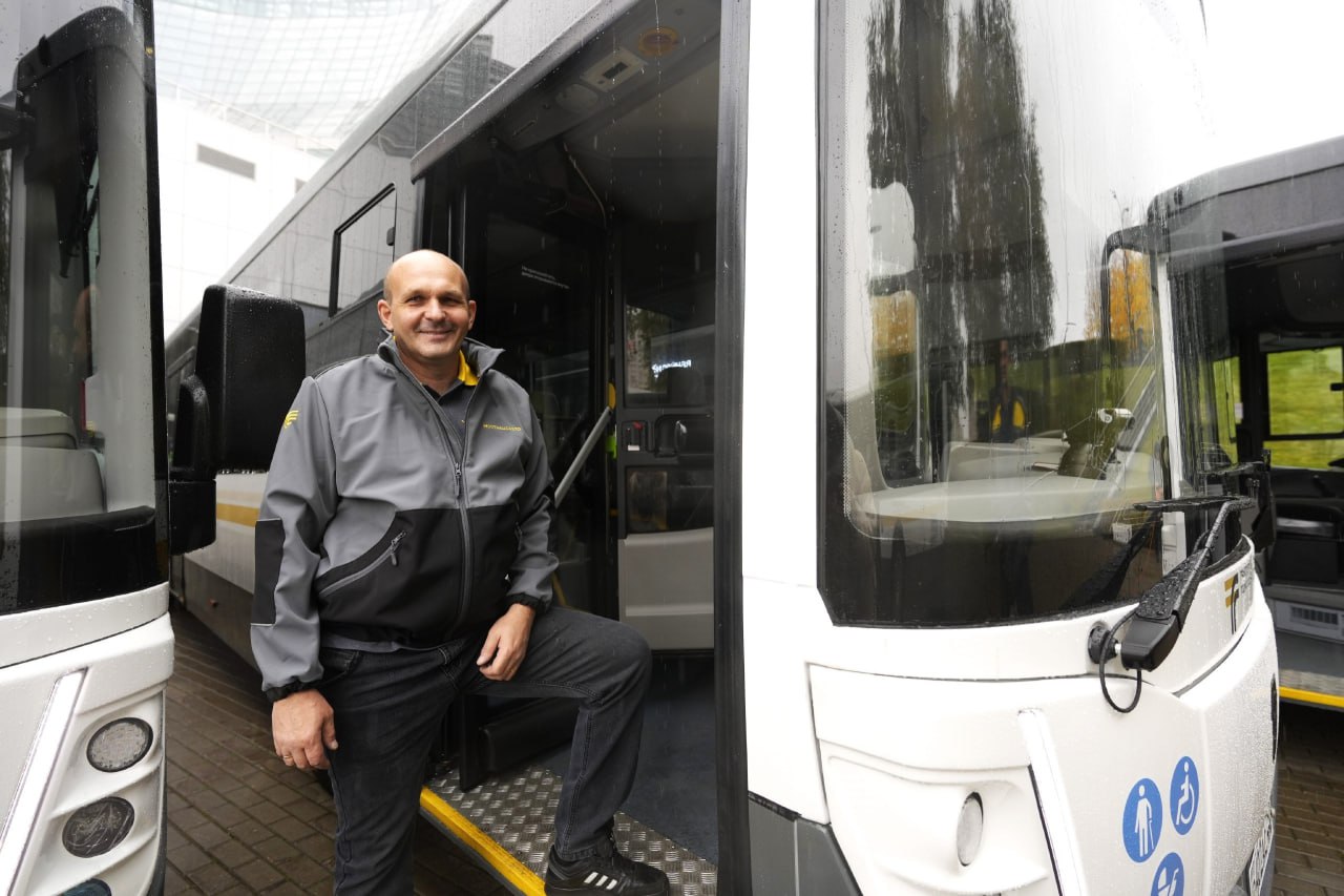 Сегодня передали &laquo;Мострансавто&raquo; 20 новых автобусов ЛиАЗ