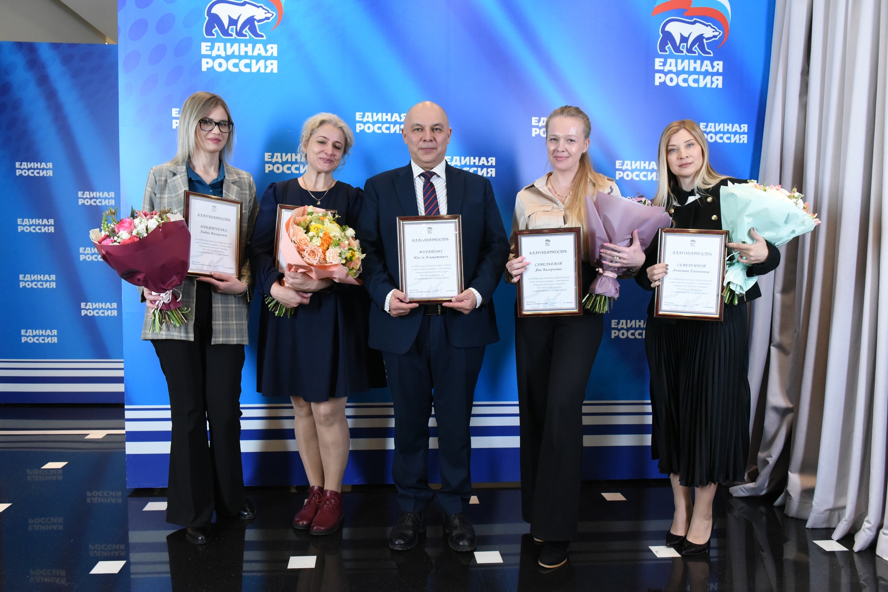 Дмитрий Медведев: «Спасибо что делаете всё, чтобы оказать помощь тем, кто в ней нуждается»