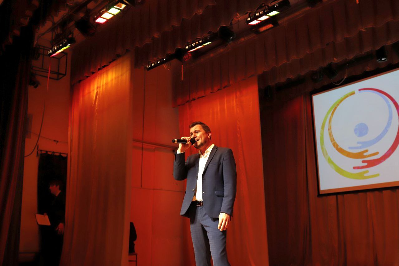 В Центре культуры и досуга «Факел» прошел традиционный концерт, посвященный Международному дню инвалидов