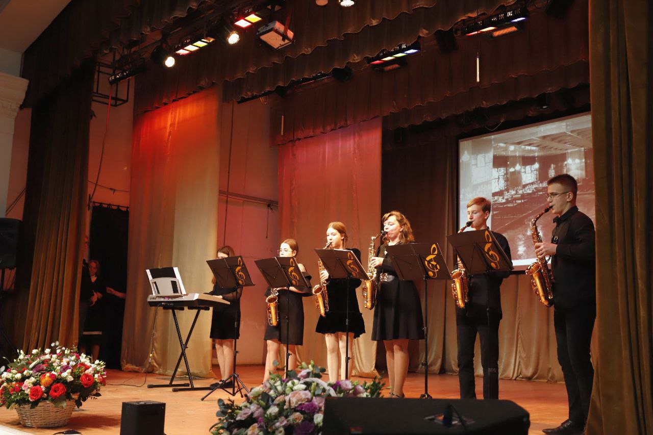 7 декабря Фрязинский завод мощных транзисторов отпраздновал свое 60-летие!