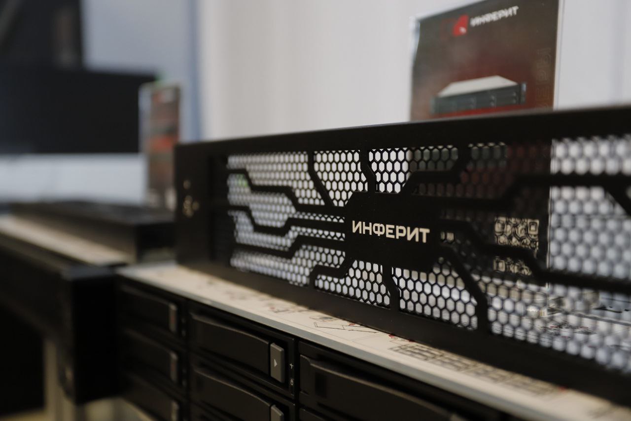 Глава городского округа Фрязино Дмитрий Воробьев в рамках рабочего визита посетил завод «Инферит»