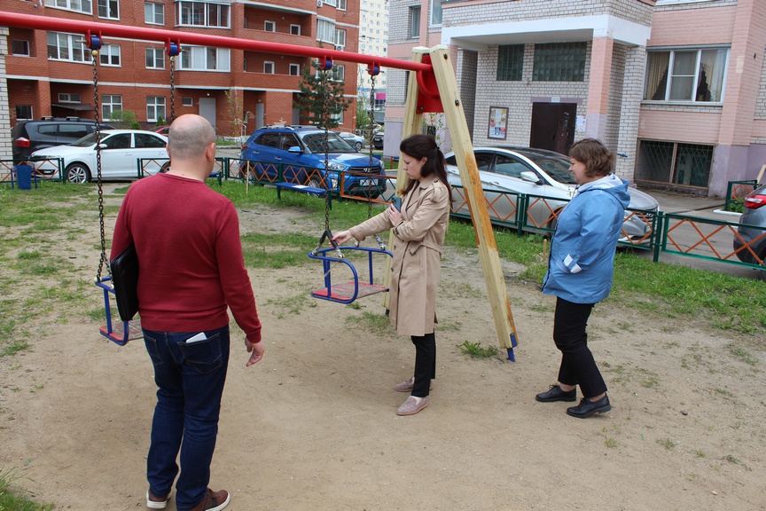 Заместитель главы городского округа Фрязино Наталья Силаева провела встречу с жителями дома 12к1 по улице Горького