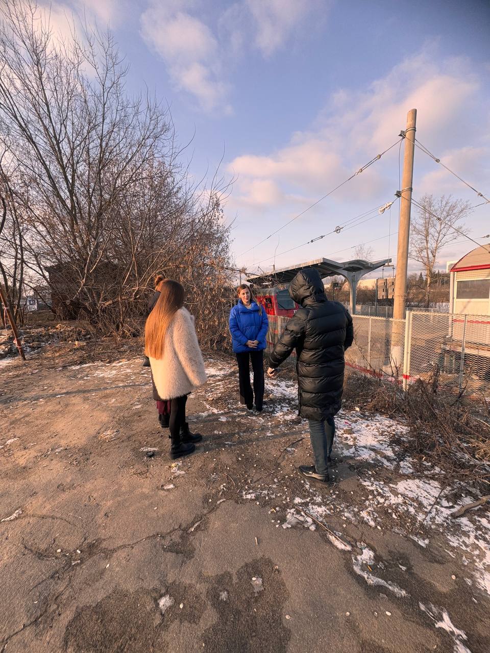 Заместитель главы г.о. Фрязино Наталия Князева провела проверку состояния железнодорожной станции «Фрязино-Пассажирская»