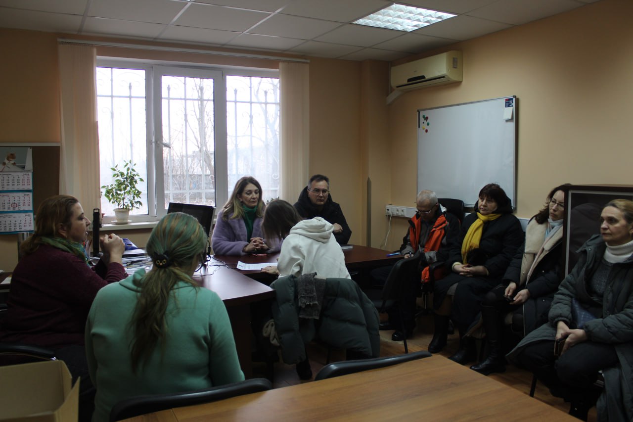 Заместитель главы городского округа Фрязино приняла участие в собрании с жителями домов №16к1 и №16к2 по улице Нахимова